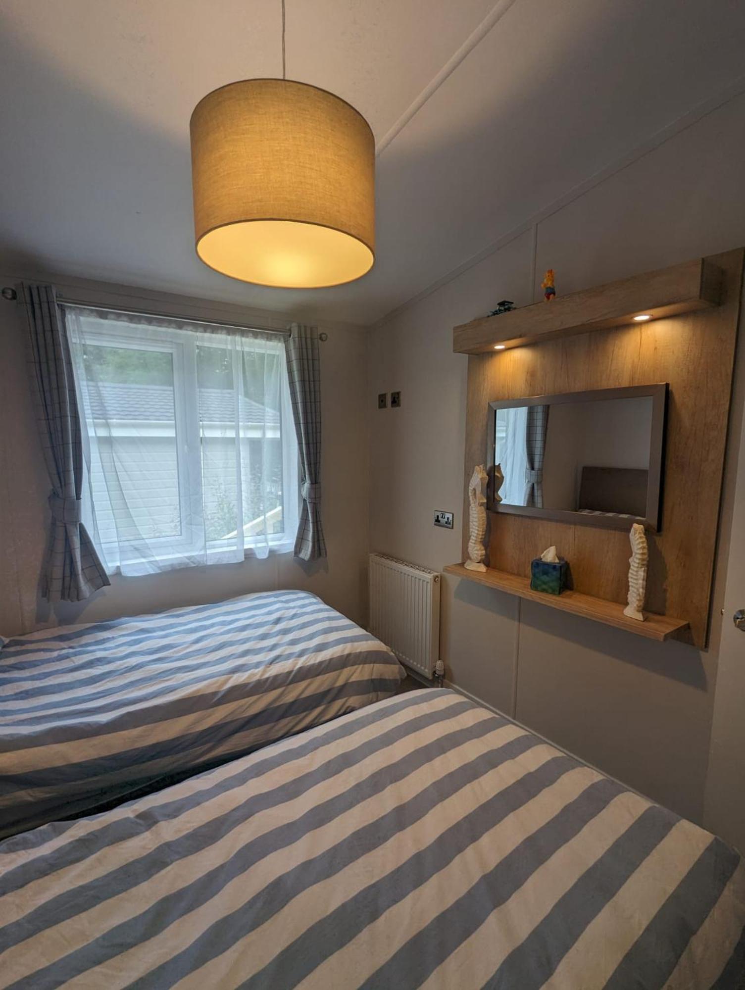 Luxury Stunning Sensation Lodge On 5 Star Shorefield Country Park New Forest Entertainment And Leisure Passes Included Milford on Sea Εξωτερικό φωτογραφία