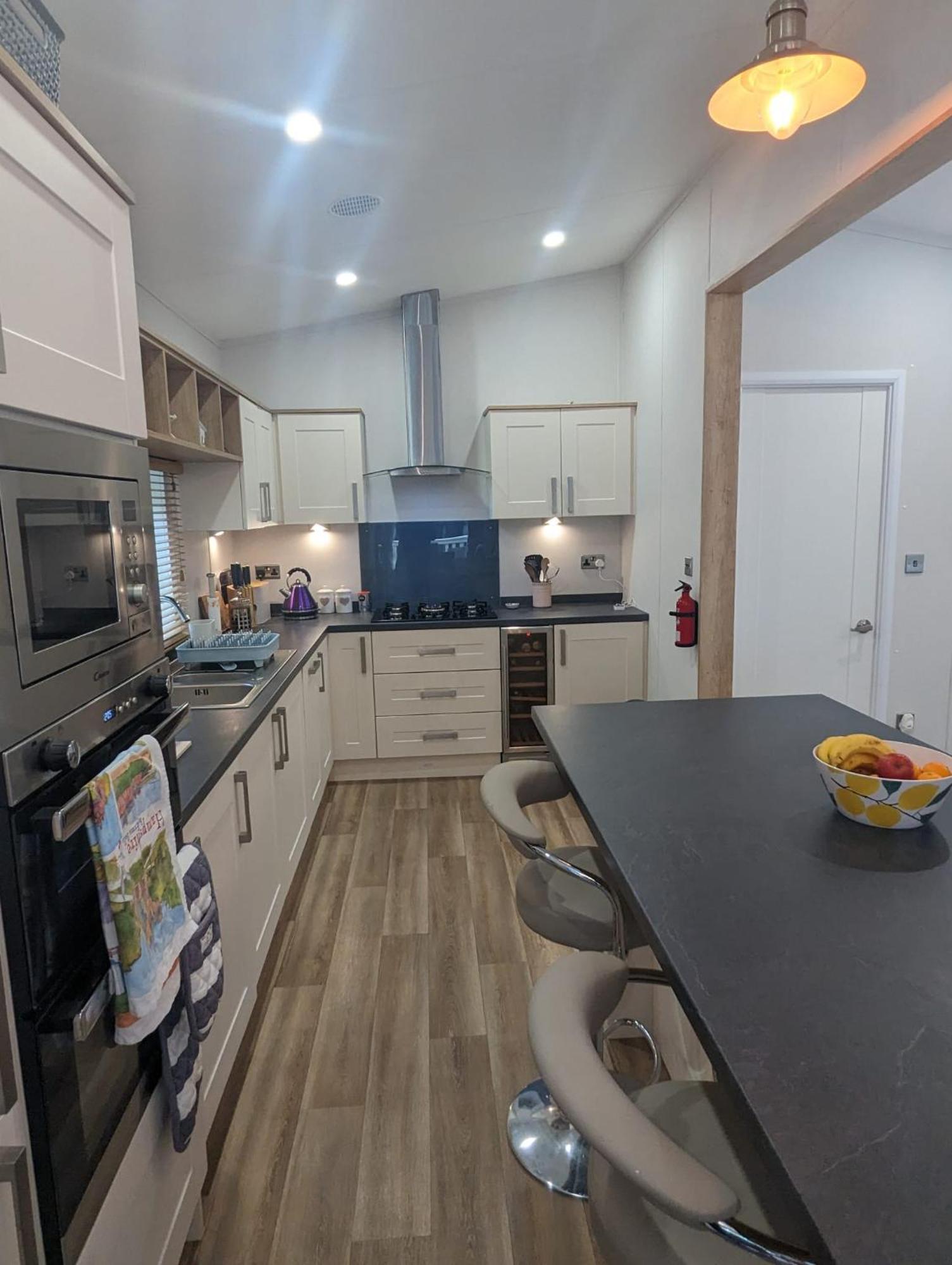 Luxury Stunning Sensation Lodge On 5 Star Shorefield Country Park New Forest Entertainment And Leisure Passes Included Milford on Sea Εξωτερικό φωτογραφία